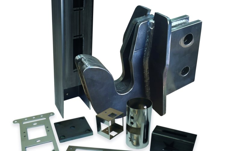 Různé díly z 2D a 3D řezání laserem